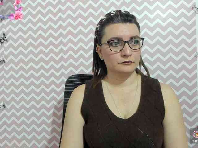 Amie-Adams82 webcam