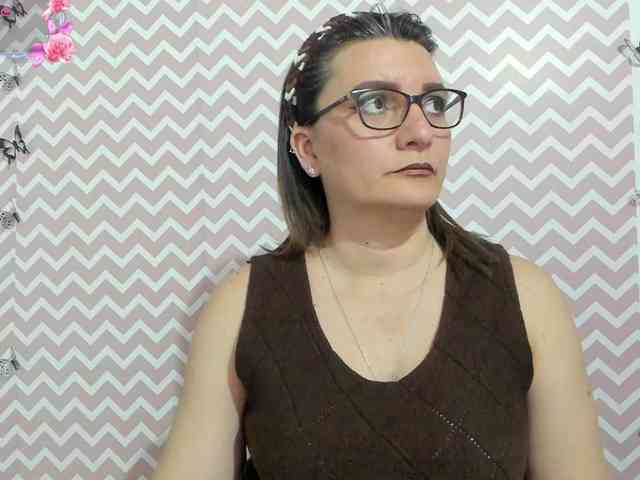 Amie-Adams82 webcam