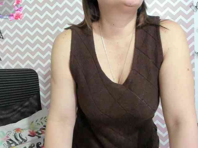 Amie-Adams82 webcam