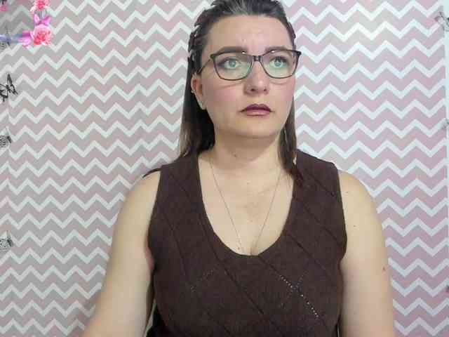 Amie-Adams82 webcam