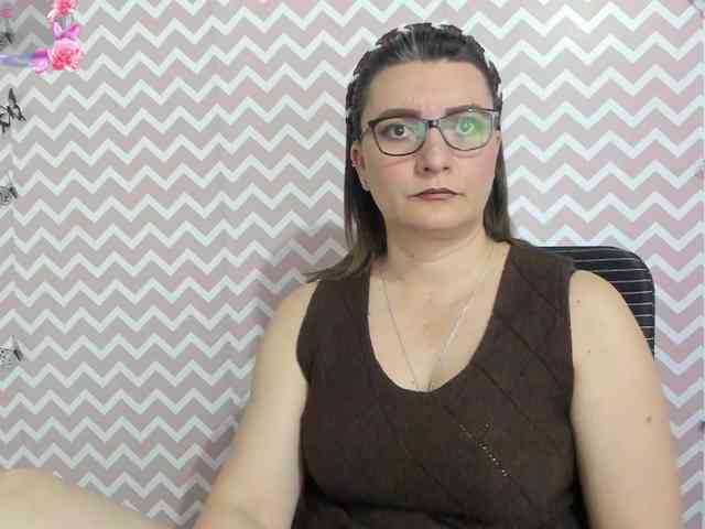 Amie-Adams82 webcam