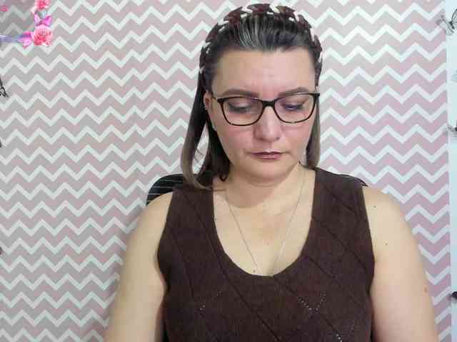 Amie-Adams82 webcam