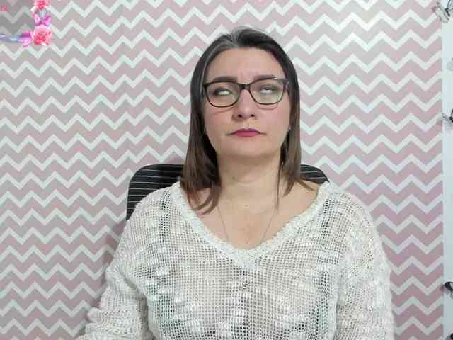 Amie-Adams82 webcam