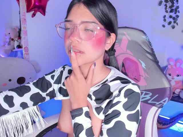 cute-stephuwu webcam