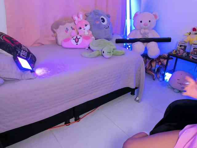 cute-stephuwu webcam