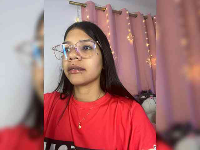 cute-stephuwu webcam