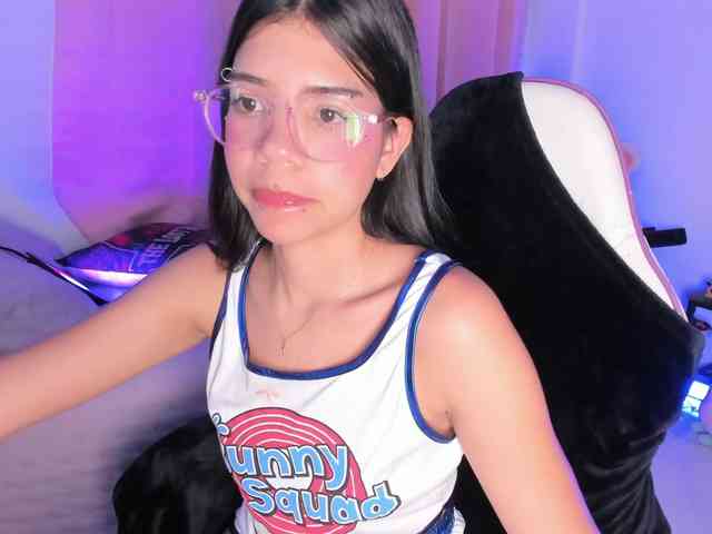 cute-stephuwu webcam