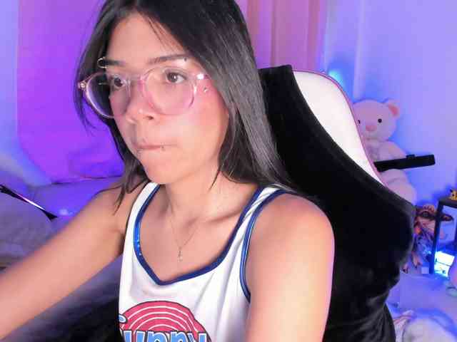 cute-stephuwu webcam