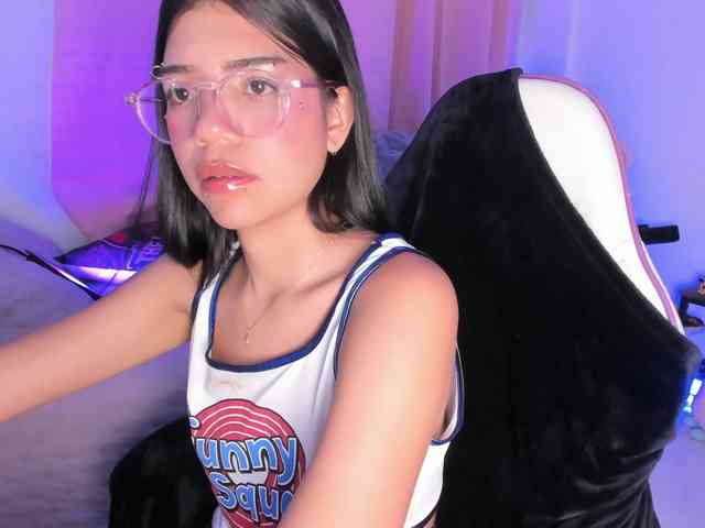 cute-stephuwu webcam