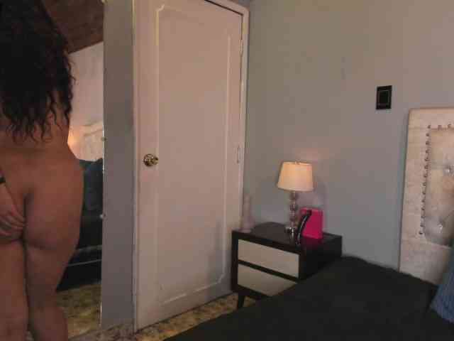 MarthinaBlu webcam