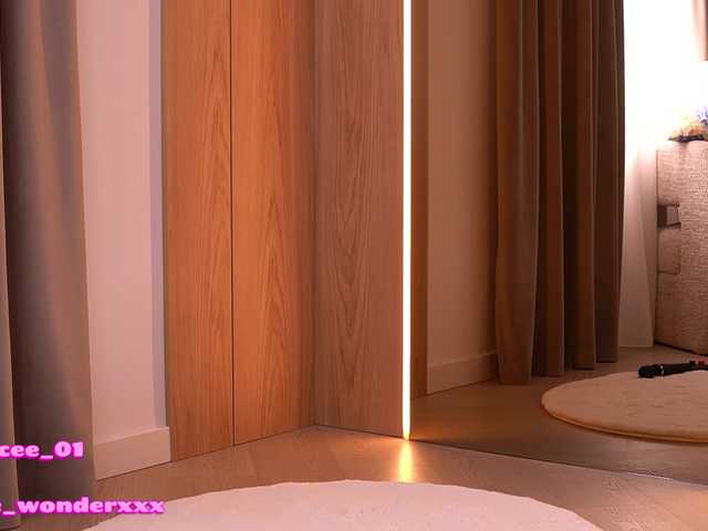 VanesaSimon's BongaCams show and profile