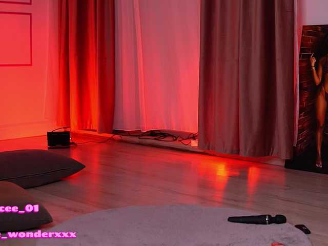 VanesaSimon's BongaCams show and profile