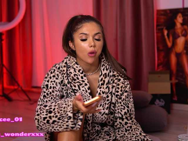 VanesaSimon's BongaCams show and profile