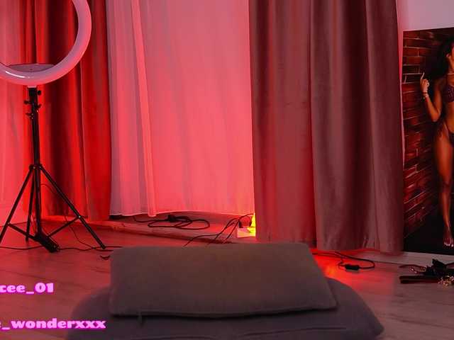 VanesaSimon's BongaCams show and profile