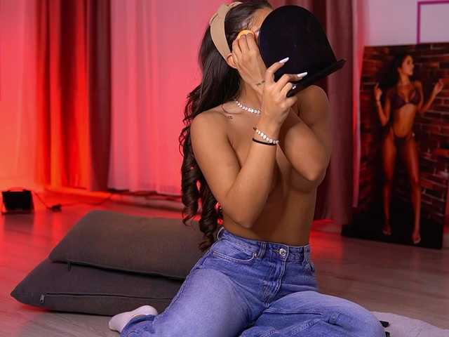 VanesaSimon from BongaCams is Freechat