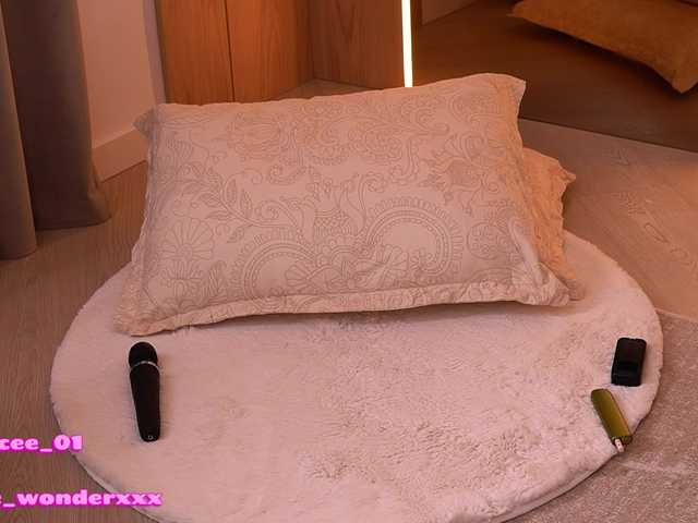 VanesaSimon's BongaCams show and profile