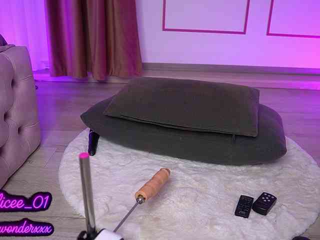 VanesaSimon webcam