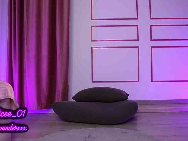VanesaSimon webcam