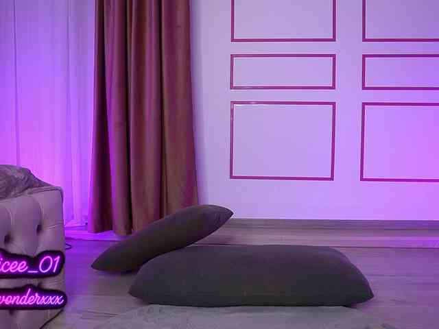 VanesaSimon webcam