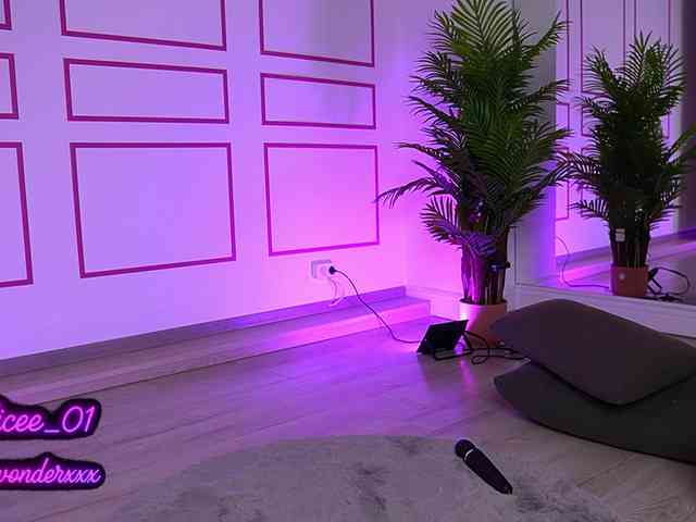 VanesaSimon webcam