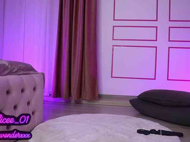 VanesaSimon webcam