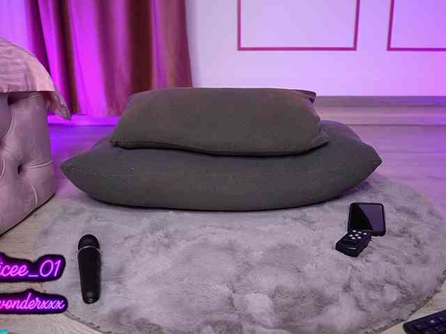 VanesaSimon webcam