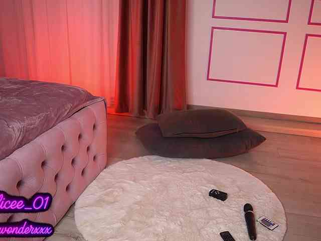 VanesaSimon webcam