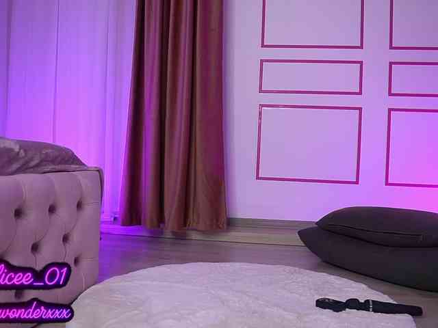 VanesaSimon webcam
