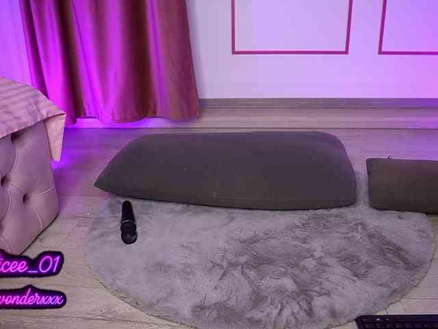 VanesaSimon webcam