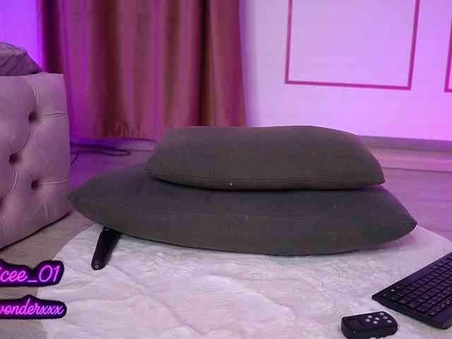 VanesaSimon webcam