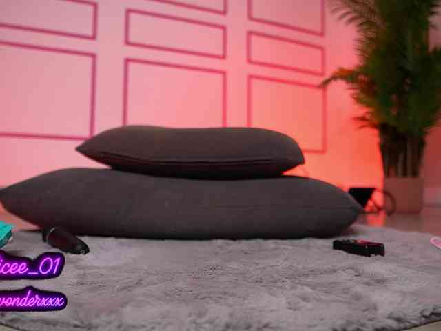 nude live VanesaSimon