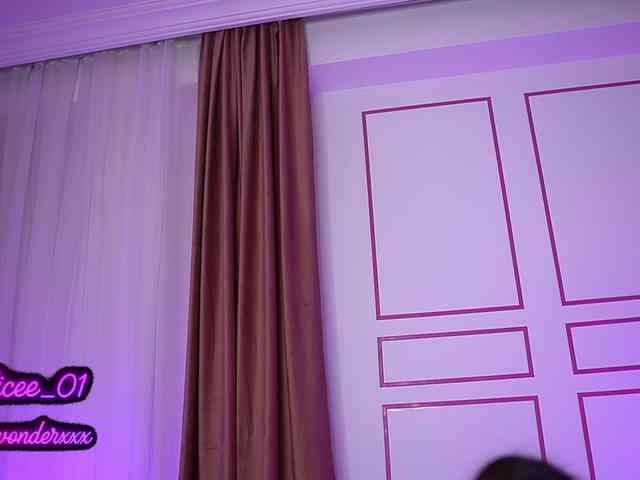 VanesaSimon webcam