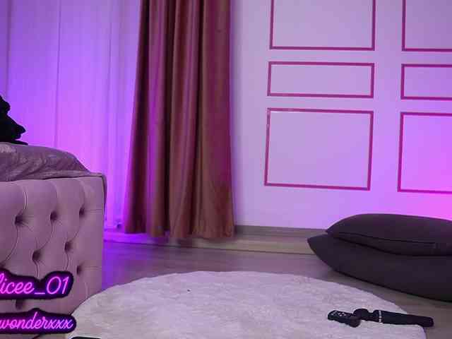 VanesaSimon webcam