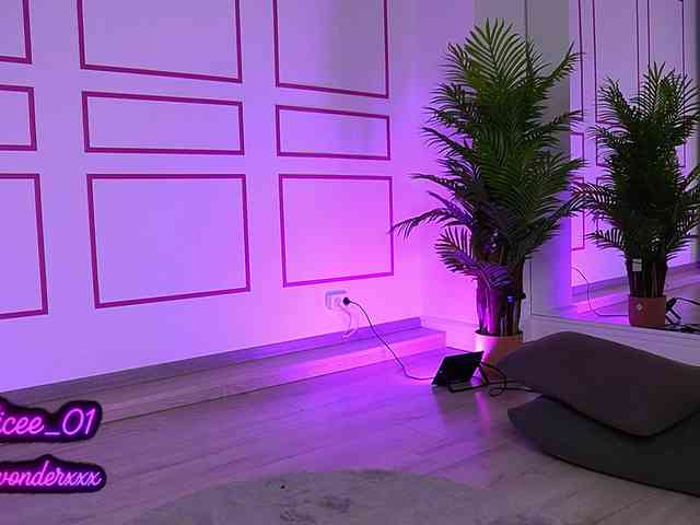 VanesaSimon webcam