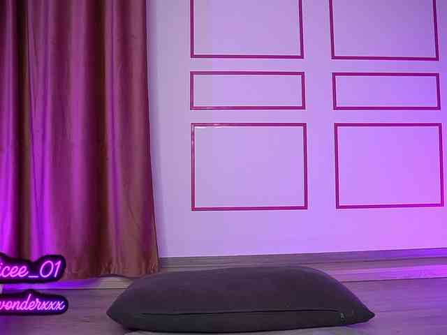 VanesaSimon webcam