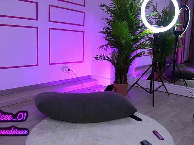 VanesaSimon webcam