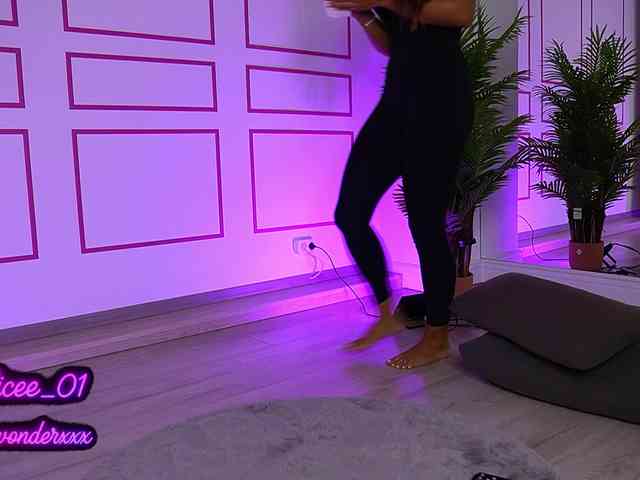 VanesaSimon webcam