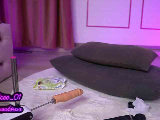 VanesaSimon webcam