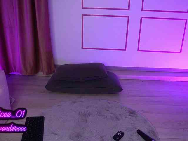 VanesaSimon webcam