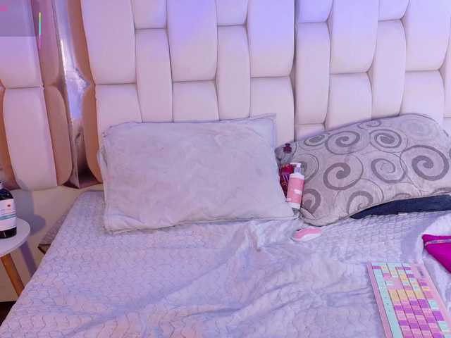  valkiriamoore chat room