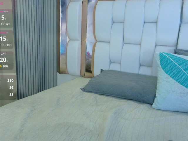 valkiriamoore's BongaCams show and profile