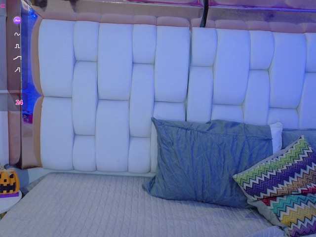  valkiriamoore chat room