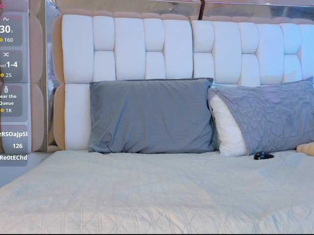 valkiriamoore's BongaCams show and profile