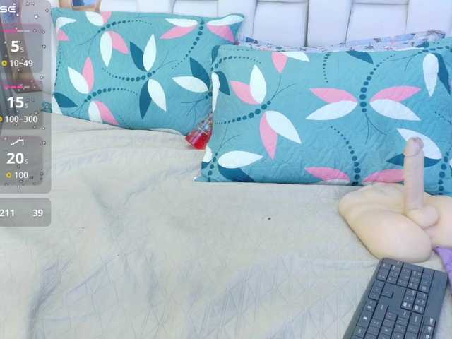 valkiriamoore's BongaCams show and profile