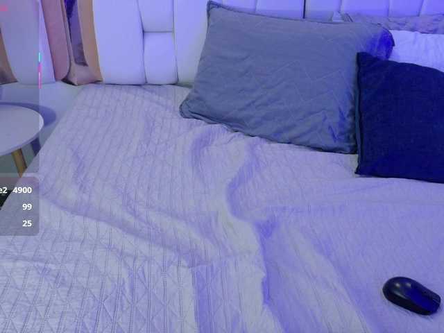  valkiriamoore chat room