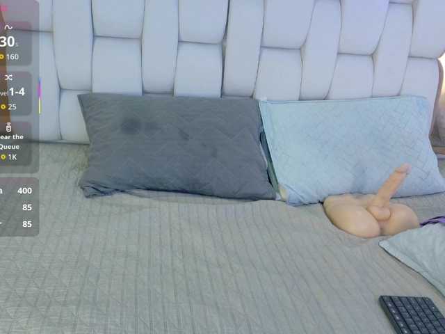 valkiriamoore's BongaCams show and profile