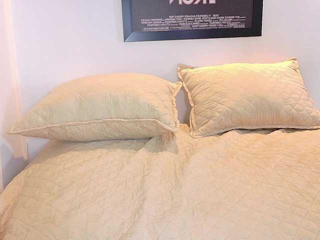 valkiriamoore's BongaCams show and profile