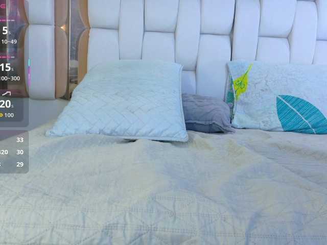 valkiriamoore's BongaCams show and profile