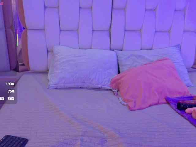 valkiriamoore webcam