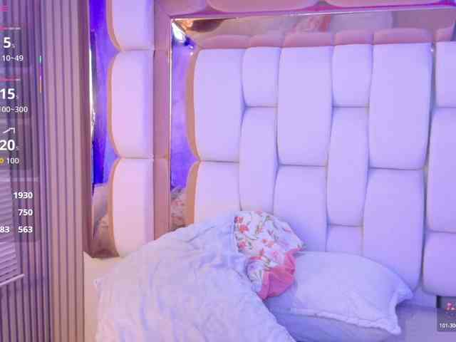 valkiriamoore webcam